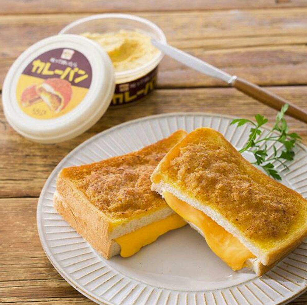 SNSトレンド好きのママ友に「ぬって焼いたらカレーパン」